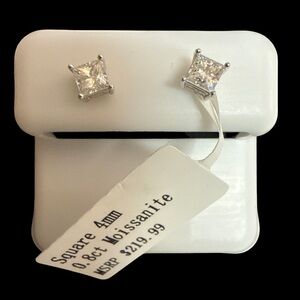 S925 Moissanite Square 0.8 ct 4mm Earrings